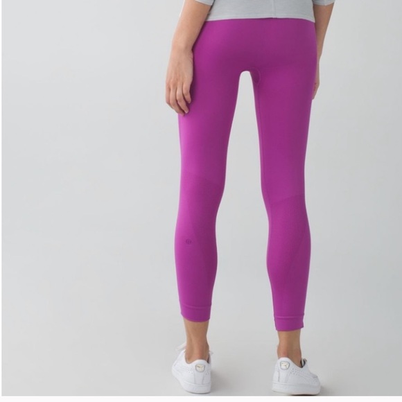 Lululemon In the Zone Compression 3/4 Legging - Picture 2 of 7